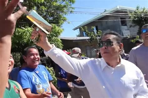 Philippine mayor sparks controversy by firing cash with his .